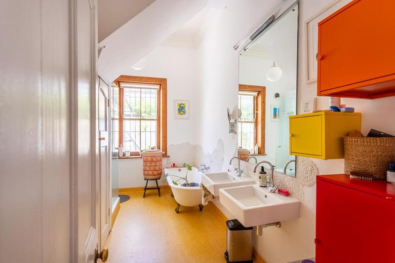 To Let 4 Bedroom Property for Rent in Observatory Western Cape